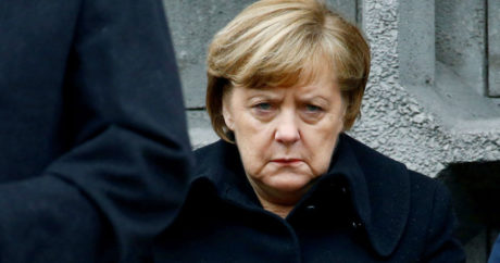 Меркель снова затрясло