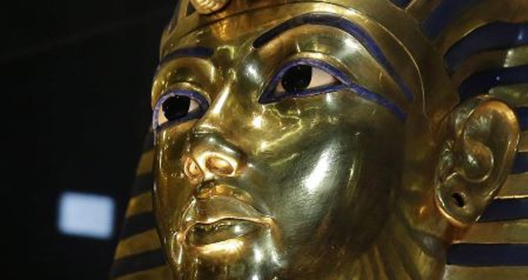 Египет обратился в Интерпол из-за продажи бюста Тутанхамона
