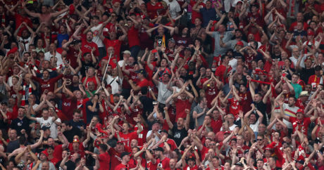 Фанату «Ливерпуля» запретили посещать матчи на три года