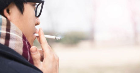 В Японии за курение в общественных местах придется платить штраф до 2700 долларов