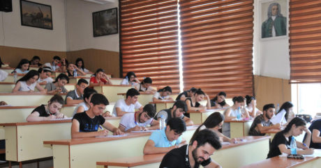 В Азербайджане завтра завершается прием документов по переводу студентов