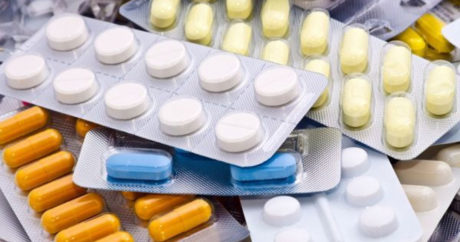 Азербайджан втрое сократил импорт медикаментов из Грузии