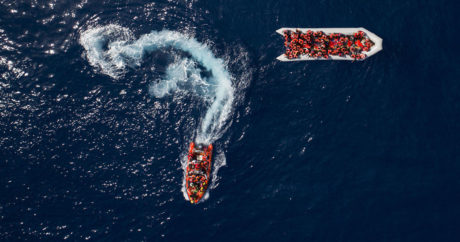 У берегов Ливии спасли более 260 нелегальных мигрантов