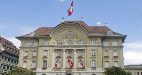 Швейцария опустит свою валюту назло Европе