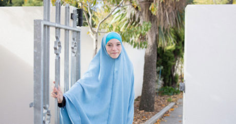 “Я долго искала свое место в мире, пыталась найти себя и все никак не могла” — Меган Лавледи приняла ислам после терактов в Крайстчерч