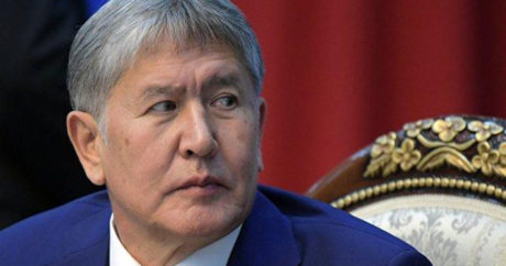 Атамбаев пообещал отпустить взятых в заложники спецназовцев