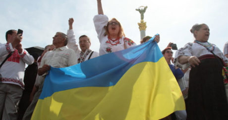День Независимости в Киеве: будет гонка ретромашин и концерты в парках