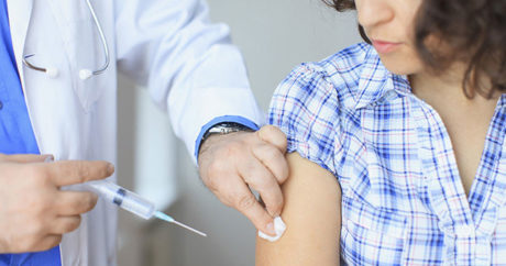 Какие прививки нужно сделать во взрослом возрасте?
