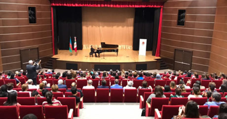 Мексиканский пианист выступил с концертом в Габале – ФОТО
