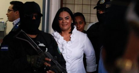 В Гондурасе суд приговорил жену экс-президента к 58 годам тюрьмы
