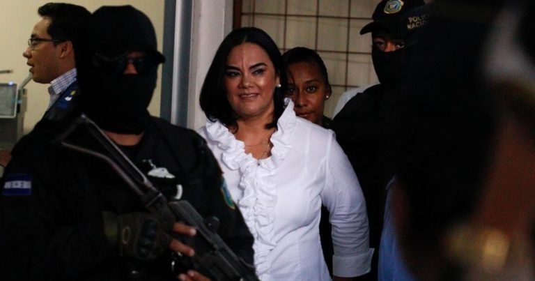 В Гондурасе суд приговорил жену экс-президента к 58 годам тюрьмы