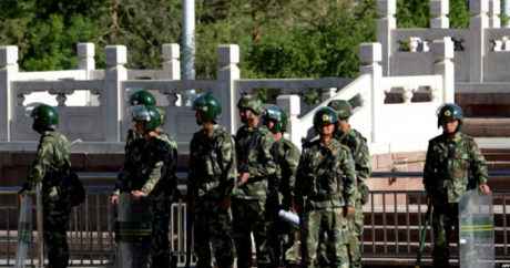 В Китае арестовали 30 казахов за то, что они слушали казахские песни