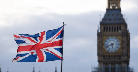 Парламент Британии возобновит работу 25 сентября