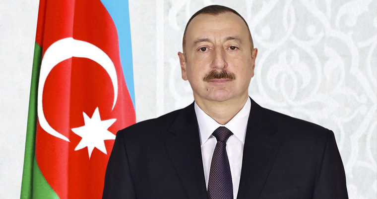 Ильхам Алиев поздравил чилийского коллегу