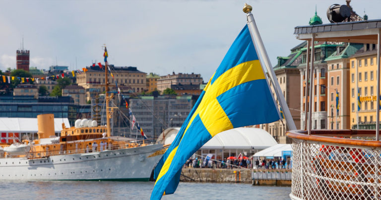 Судно с российскими моряками село на мель в Швеции из-за уснувшего капитана