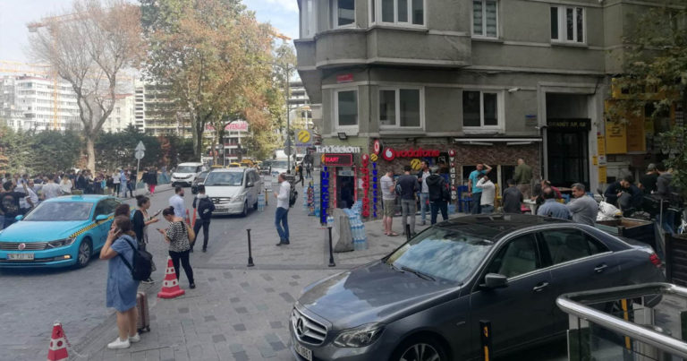 В Стамбуле произошло сильное землетрясение