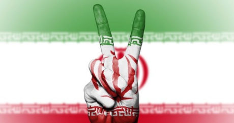 Иран захотел получить от США $50 млрд возмещения за санкции