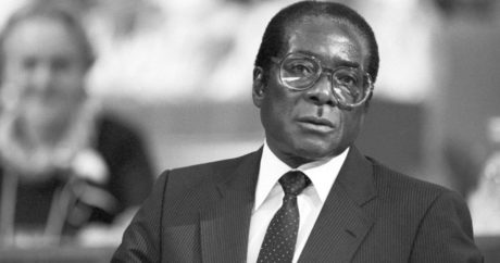 Скончавшийся президент Зимбабве объявлен национальным героем