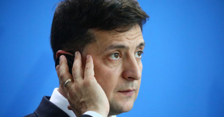 Зеленский заявил о намерении возвращать Крым «не только словами»