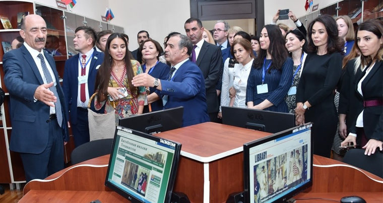 В Национальной библиотеке Азербайджана открылся книжный раздел «Узбекистан»