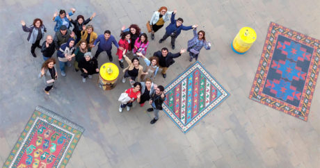 Оригинальный стрит-арт: Ичери шехер украсили азербайджанские ковры – ФОТО