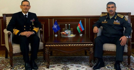 Министр обороны Азербайджана встретился с главой Управления по Партнерству НАТО/SHAPE