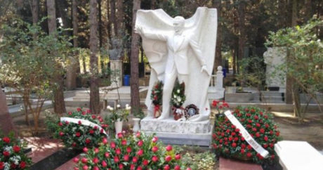 В Баку почтили память Муслима Магомаева — ФОТО