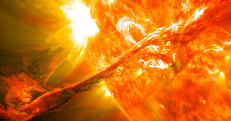 Ученый объяснил, чем опасны мощные солнечные бури