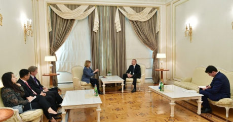 Президент Ильхам Алиев принял торгового посланника премьер-министра Великобритании по Азербайджану
