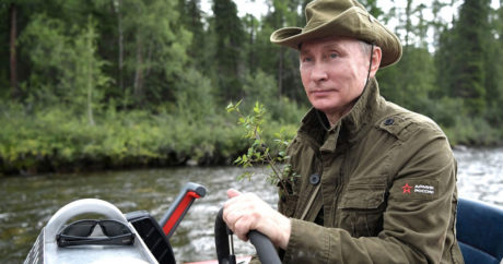 Путин отметит 67-летие с родными на природе- ВИДЕО