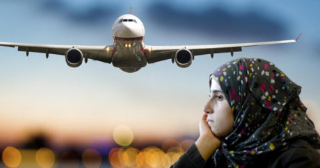 В аэропортах Узбекистана усилили контроль над пассажирками в хиджабе