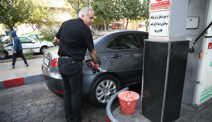 Иран охватили протесты из-за роста цен на бензин