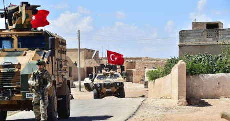 На северо-востоке Сирии турецкие специалисты построили дорогу