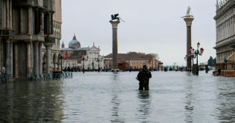 Наводнения и туризм в Венеции могут признать угрозой для всемирного наследия