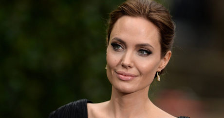 Анджелину Джоли эвакуировали с заминированной съемочной площадки