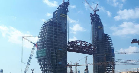 Британская Heavy Lift AL построила в Баку самый тяжелый мост