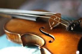 Британскому музыканту вернули забытую в поезде скрипку стоимостью $320 тыс.