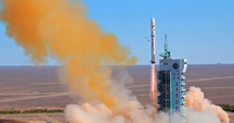 Китай вывел на орбиту три спутника при помощи ракеты «Чанчжэн-4B»