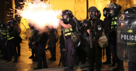 Полиция разогнала митинг грузинской оппозиции — Фото+Видео