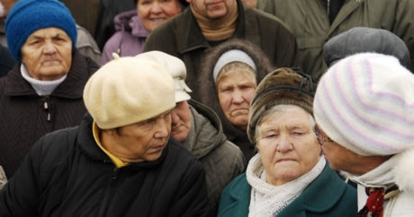 Население России продолжает сокращаться