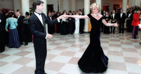 На аукционе продано платье, в котором принцесса Диана танцевала с Джоном Траволтой