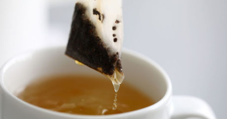 Специалисты нашли пестициды в двух популярных марках чая
