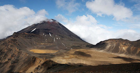 В Новой Зеландии около ста человек были у вулкана в момент извержения