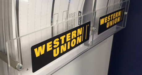 Contact и Western Union приостановили переводы в Таджикистан