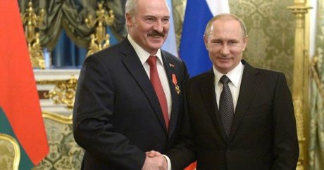 Лукашенко поздравил Путина с 20-летием подписания Договора о создании Союзного государства