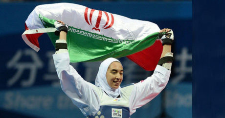 Олимпийская медалистка покинула Иран по политическим мотивам