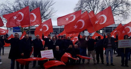 В Германии прошла акция протеста против убийства гражданина Турции