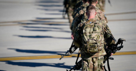 США ограничат доступ иностранных военных к оружию после стрельбы на базе во Флориде