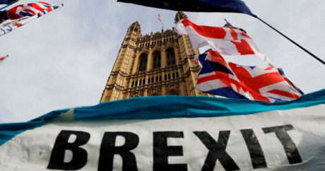 В Великобритании возникла задержка с принятием соглашения о Brexit