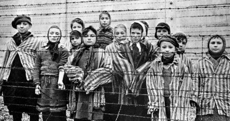 Посольство США назвали ошибкой сообщение об освобождении Освенцима американской армией